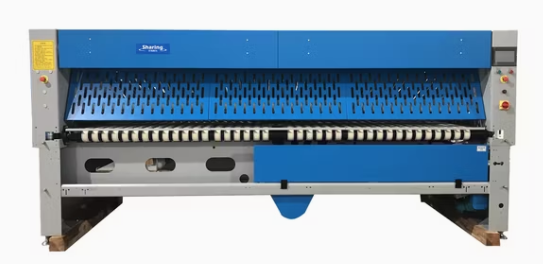 ماكينة طي الشراشف 4 مسارات 3300 مم سرعة عالية